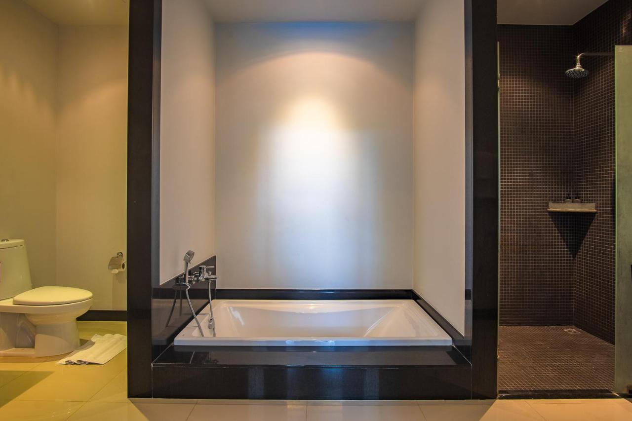 One Bedroom Onyx Villa Nai Harn Kültér fotó
